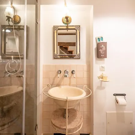 Guestready - Exquisite Portuguese Simbols Lisbon