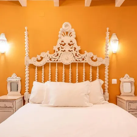 Guestready - Exquisite Portuguese Simbols Lisbon
